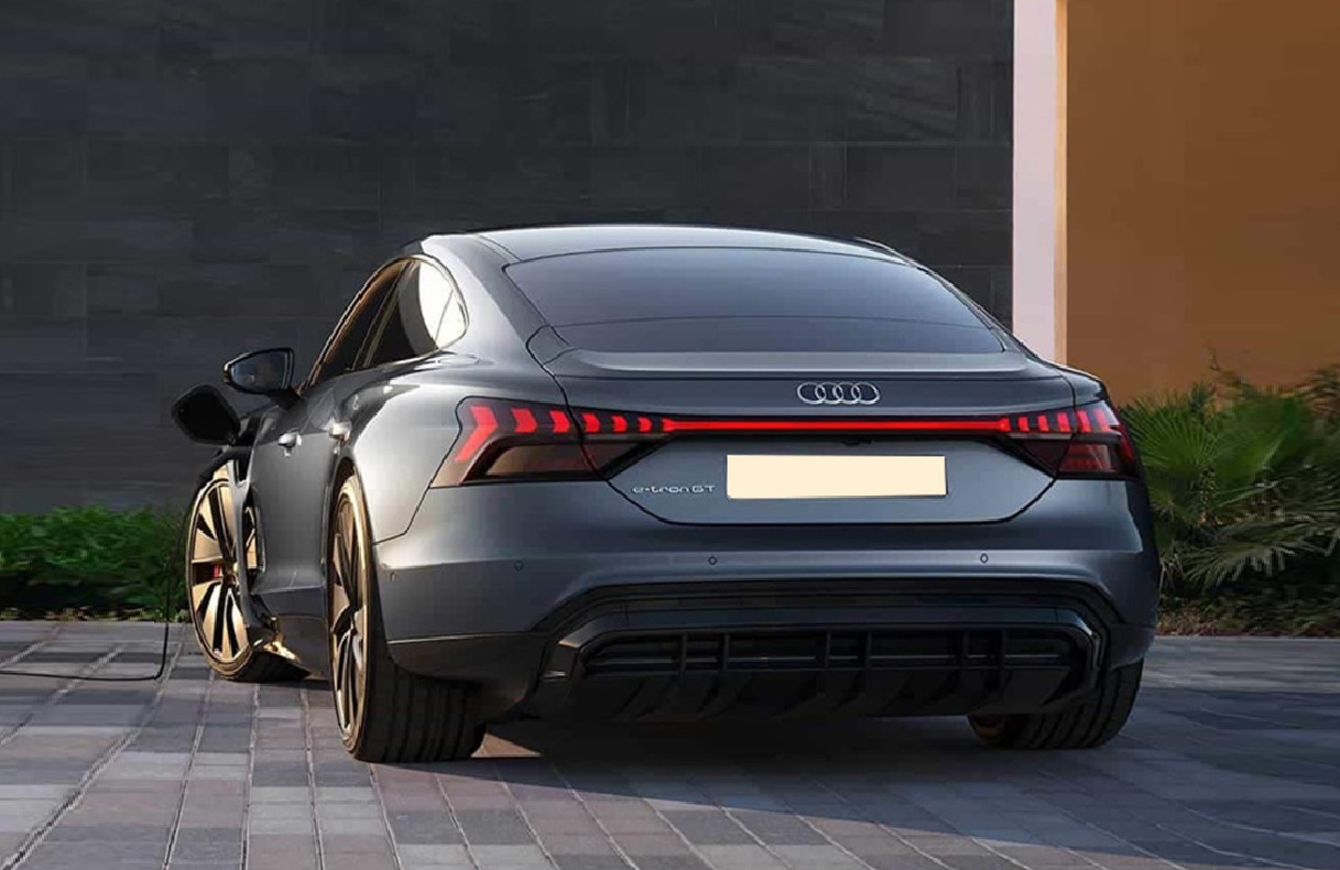 Audi E-tron GT